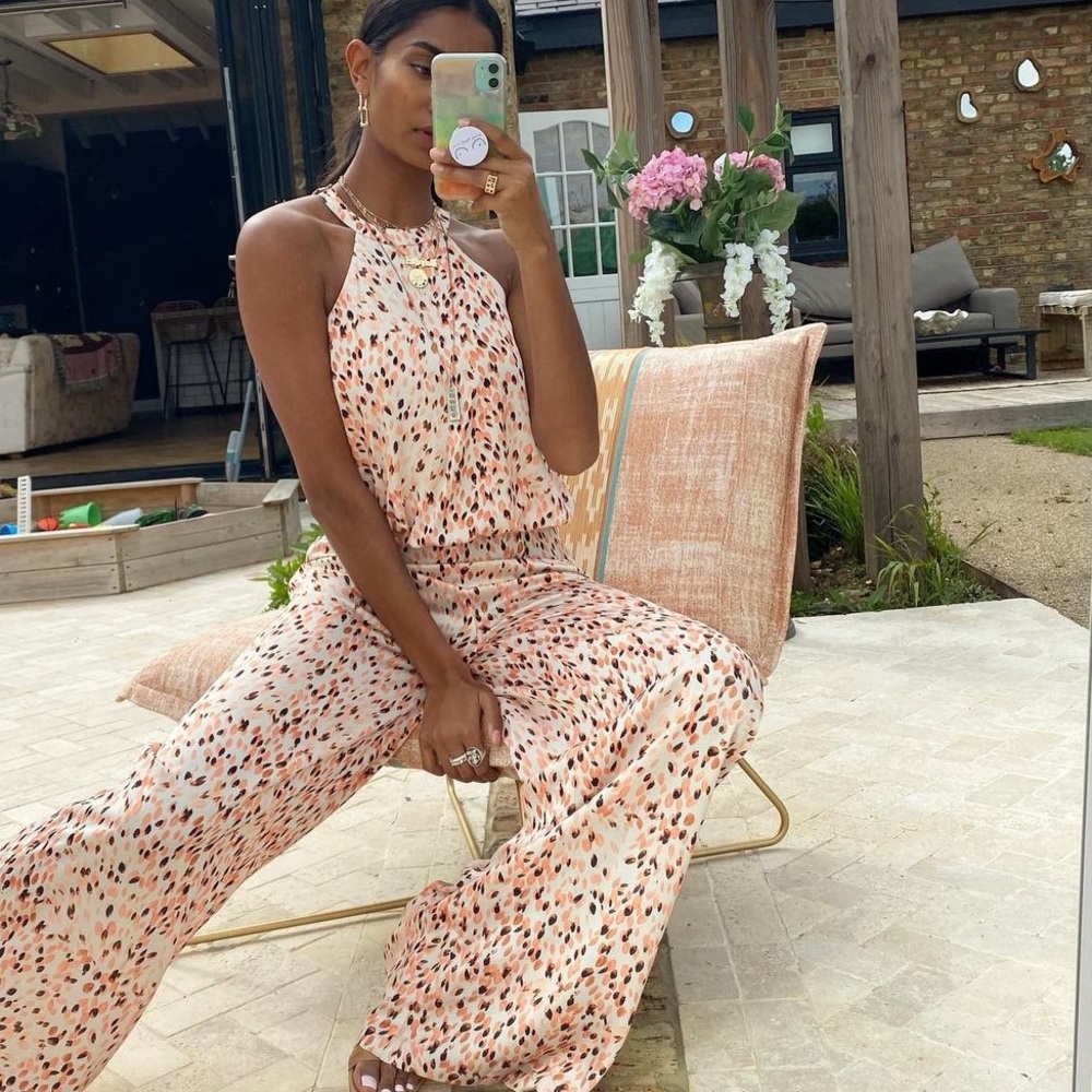 •NEVER FULLY DRESSED• Willow Halter‎ Neck Wide Leg Jumpsuit Size US 6